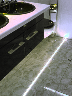 LED Streifen mit Alu Profil als indirekte Beleuchtung